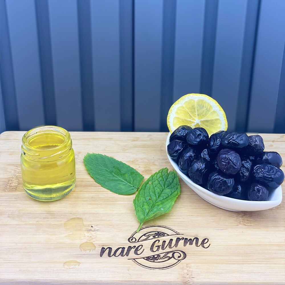 Gemlik Siyah Zeytin (291-320 Kalibre)